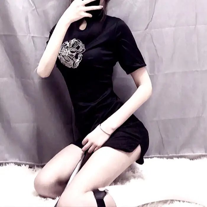 月半爱丽丝